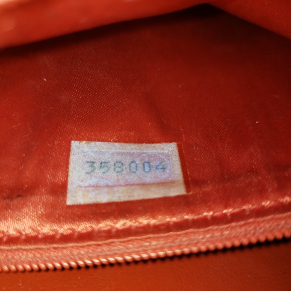 Sold in Consignment!! Chanel Vintage Red - Picture 7 of 8